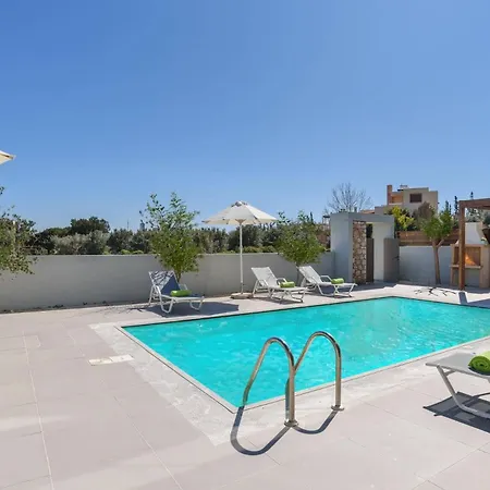 Eva Olivestone By Vilă Gennadi