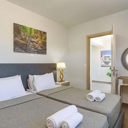 Eva Olivestone By Vilă